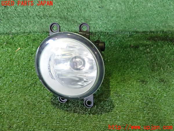2UPJ-41121180]レクサス・GS250(GRL11)右フォグ 中古_m0001.jpg