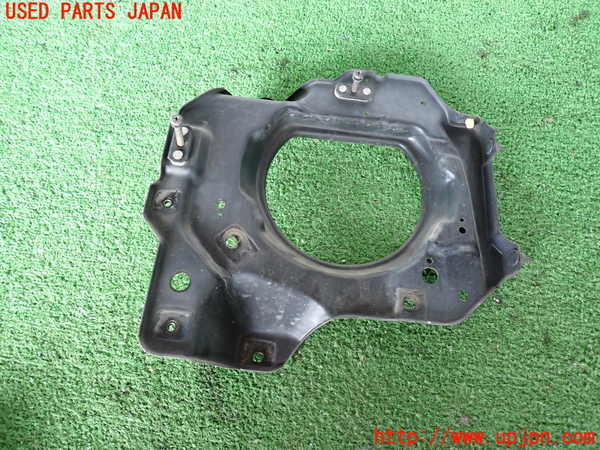 2UPJ-41131142]ビッグホーン(UBS73GW)左ヘッドライトリム 中古_m0001.jpg