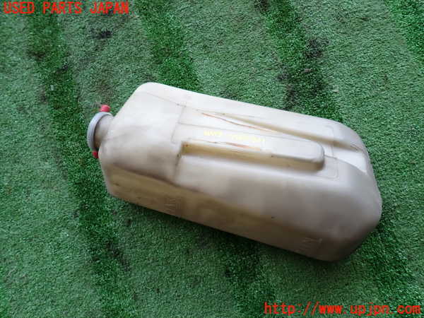2UPJ-41132410]ビッグホーン(UBS73GW)ラジエータータンク 中古_m0002.jpg