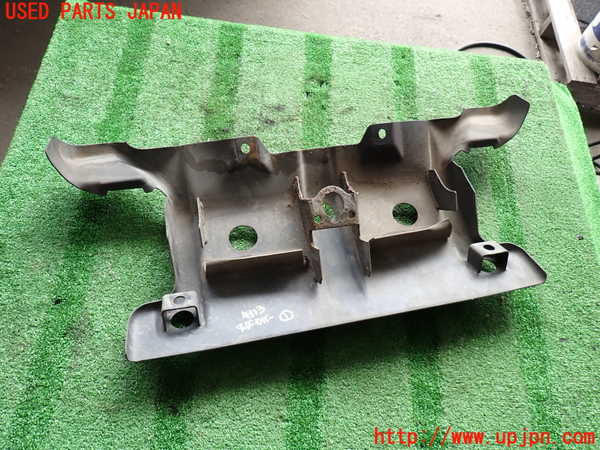 2UPJ-41131721]ビッグホーン(UBS73GW)アンダーカバー1 中古_m0002.jpg