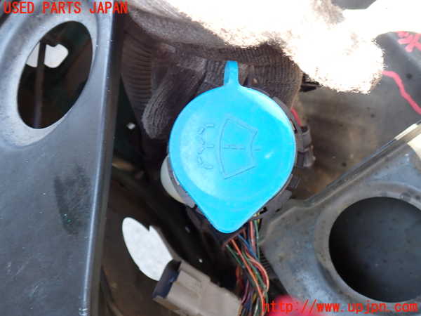 2UPJ-41136791]ビッグホーン(UBS73GW)ウォッシャータンク1 中古_m0001.jpg