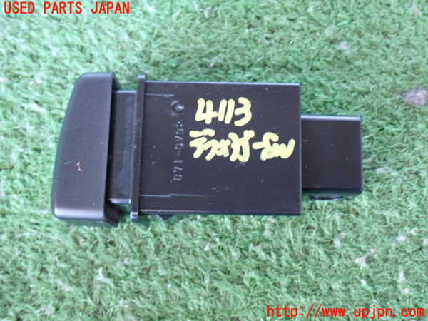2UPJ-41136300]ビッグホーン(UBS73GW)デフォッガースイッチ 中古_m0002.jpg