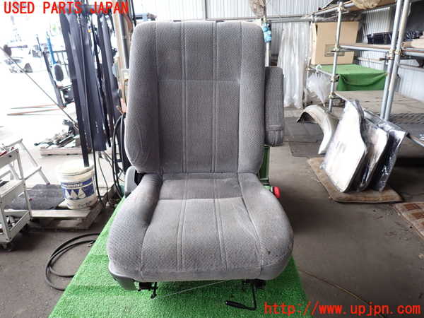 2UPJ-41137035]ビッグホーン(UBS73GW)運転席シート 中古_m0001.jpg