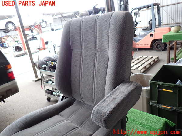 2UPJ-41137035]ビッグホーン(UBS73GW)運転席シート 中古_m0003.jpg