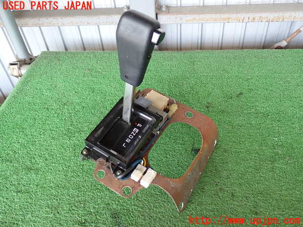 2UPJ-41137555]ビッグホーン(UBS73GW)ATシフトレバー 中古_m0001.jpg