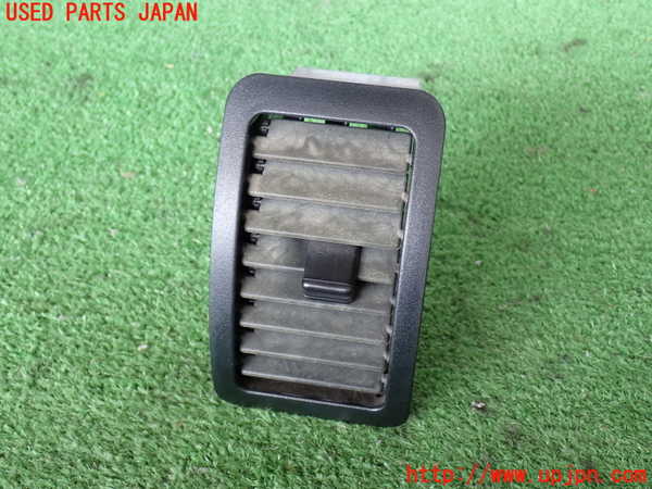 2UPJ-41137526]ビッグホーン(UBS73GW)エアコン吹き出し口1 中古　（左）_m0001.jpg