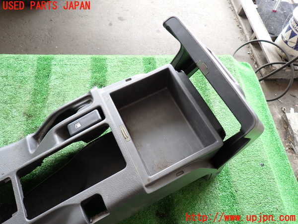 2UPJ-41137540]ビッグホーン(UBS73GW)センターコンソール 中古_m0002.jpg