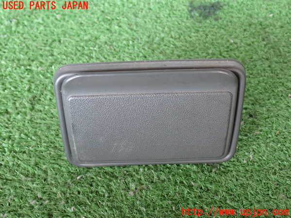 2UPJ-41137822]ビッグホーン(UBS73GW)灰皿2 中古_m0001.jpg