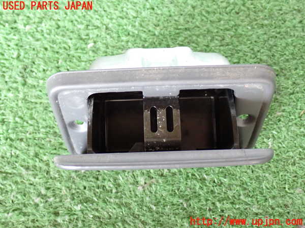 2UPJ-41137822]ビッグホーン(UBS73GW)灰皿2 中古_m0002.jpg
