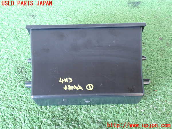 2UPJ-41137841]ビッグホーン(UBS73GW)小物入れ1 中古_m0002.jpg