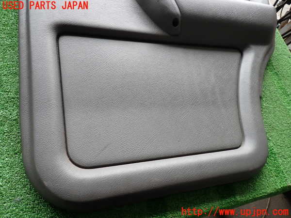 2UPJ-41131294]ビッグホーン(UBS73GW)右後ドア内張り 中古_m0002.jpg