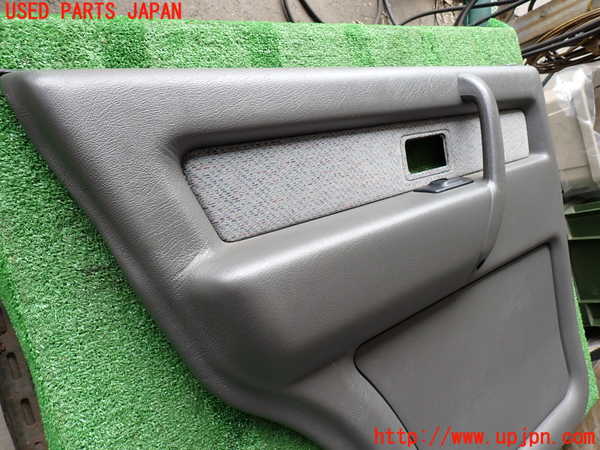 2UPJ-41131324]ビッグホーン(UBS73GW)左後ドア内張り 中古_m0003.jpg