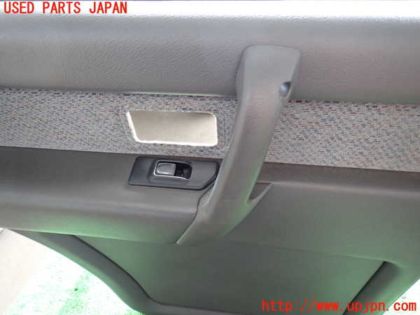 2UPJ-41131324]ビッグホーン(UBS73GW)左後ドア内張り 中古_m0004.jpg