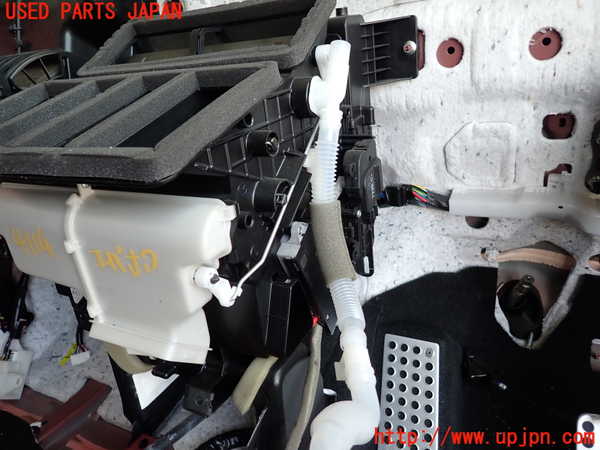 2UPJ-41146081]CX-5(KF2P)エバポレーター1 中古_m0003.jpg