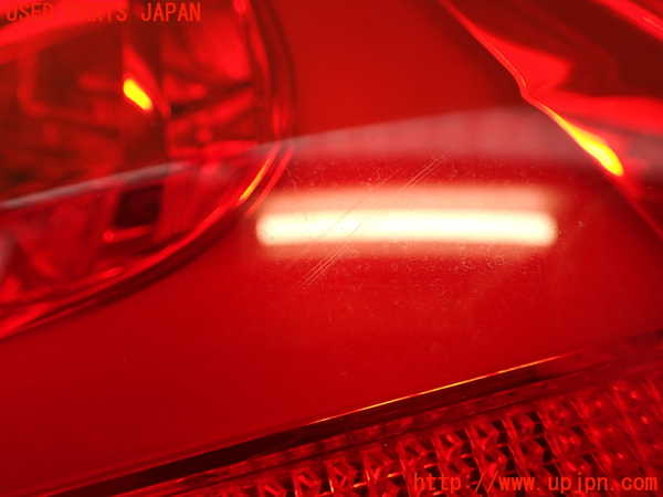2UPJ-41161530]アウディ・A7 スポーツバック(4GCGWC)右テールランプ 中古_m0004.jpg
