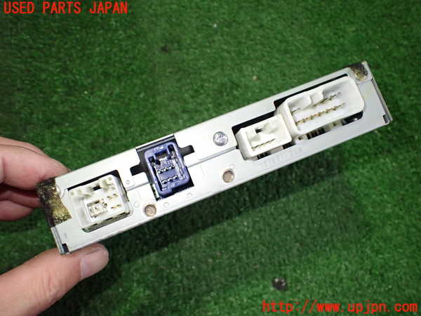 2UPJ-41186660]セルシオ(UCF31)TVチューナー 中古_m0003.jpg