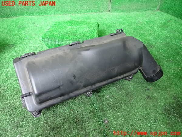 1UPJ-41222560]プジョー・RCZ(T7R5F02)エアクリーナーボックス 中古_m0001.jpg