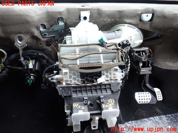 1UPJ-41226081]プジョー・RCZ(T7R5F02)エバポレーター1 中古_m0001.jpg