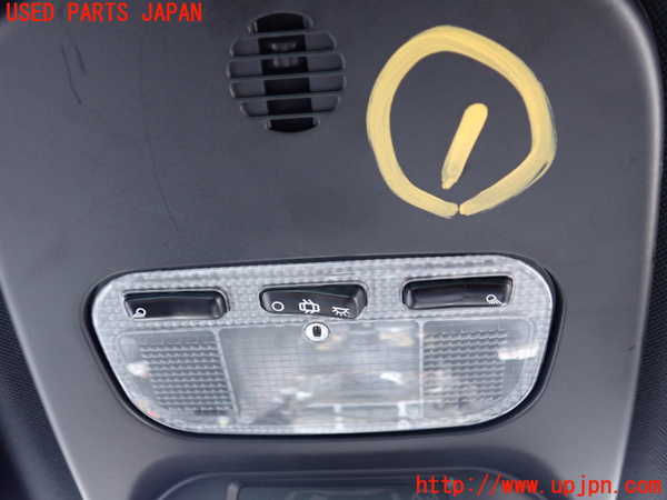 1UPJ-41226411]プジョー・RCZ(T7R5F02)ルームランプ1 (1列目) 中古_m0001.jpg
