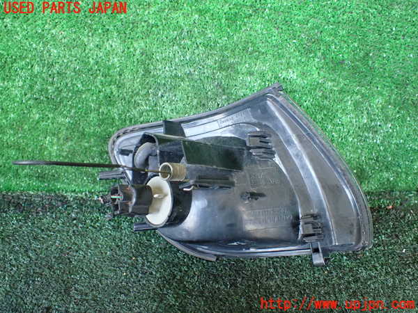 1UPJ-41231152]デリカ スペースギア(PD6W)左コーナーランプ 中古_m0002.jpg
