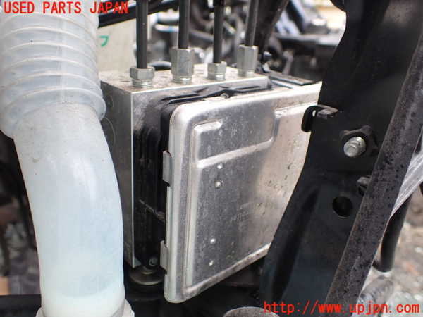 1UPJ-41244040]CX-8(KG2P)ABSアクチュエーター 中古_m0002.jpg