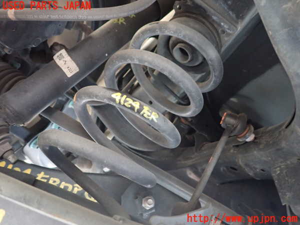 1UPJ-41245105]CX-8(KG2P)左リアスプリング 中古_m0001.jpg