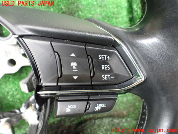 1UPJ-41247855]CX-8(KG2P)ステアリングホイール 中古_m0002.jpg