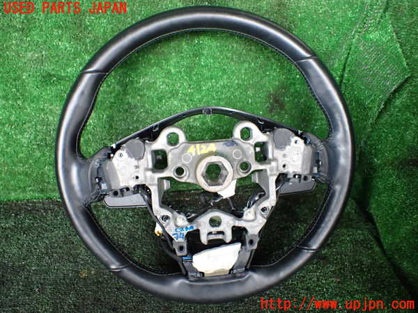 1UPJ-41247855]CX-8(KG2P)ステアリングホイール 中古_m0004.jpg