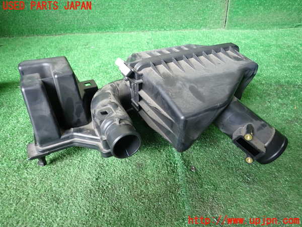 1UPJ-41262560]キックス(RP15)エアクリーナーボックス 中古_m0002.jpg