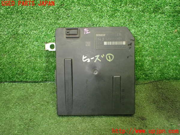 1UPJ-41276741]ルノー・カングー(KWK4M)ヒューズボックス1 中古_m0003.jpg