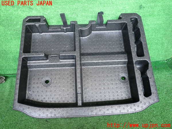 2UPJ-41287772]キャデラック・CTS スポーツセダン(A1LL)ラゲッジトレイ2 中古_m0001.jpg