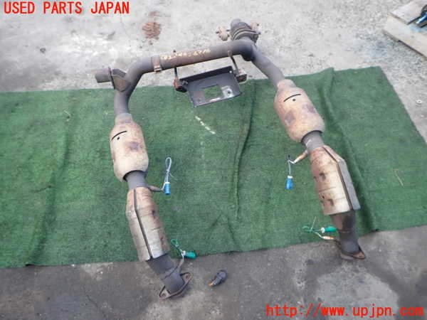 2UPJ-41292661]リンカーン・ナビゲーター(型式不明)触媒1 中古 【ジャンク品】_m0001.jpg