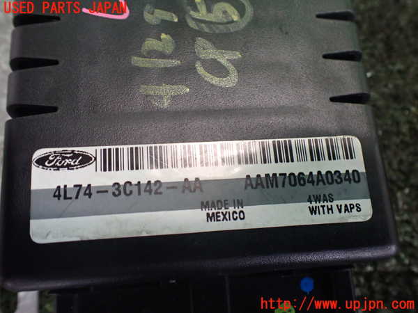 2UPJ-41296150]リンカーン・ナビゲーター(型式不明)コンピューター5 中古_m0003.jpg
