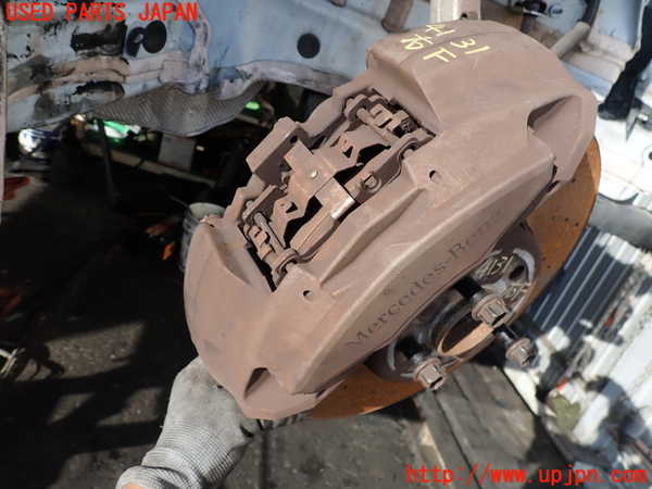 2UPJ-41314080]ベンツ E200 W213(213042C)右フロントキャリパー 中古_m0001.jpg