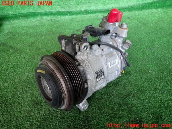 2UPJ-41316025]ベンツ E200 W213(213042C)エアコンコンプレッサー 中古_m0001.jpg