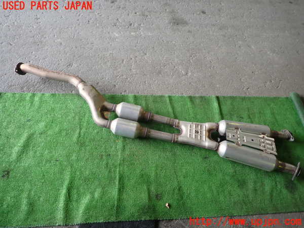 1UPJ-41352651]レクサス・IS200t(ASE30)センターパイプ1 中古_m0002.jpg