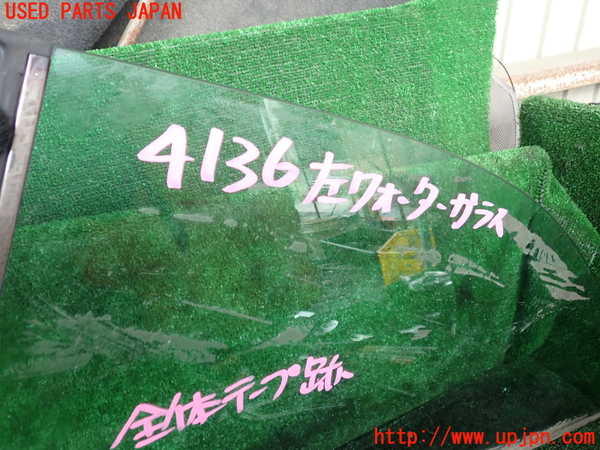 1UPJ-41361382]ベンツ CLK350 カブリオレ(209456)(A209系)左クォーターガラス 中古(43R-001026 M251)_m0002.jpg