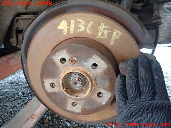 1UPJ-41364305]ベンツ CLK350 カブリオレ(209456)(A209系)左リアナックルハブ 中古_m0001.jpg