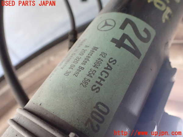 1UPJ-41365015]ベンツ CLK350 カブリオレ(209456)(A209系)右フロントストラット 中古_m0003.jpg