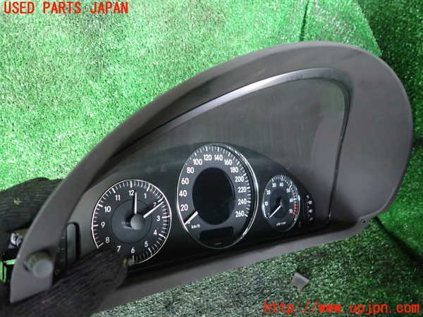 1UPJ-41366170]ベンツ CLK350 カブリオレ(209456)(A209系)スピードメーター 中古_m0002.jpg