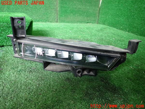 1UPJ-41371180]ステップワゴン スパーダ ハイブリッド(RP5)右フォグ 中古_m0001.jpg