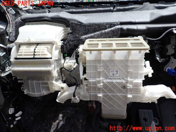 1UPJ-41376081]ステップワゴン スパーダ ハイブリッド(RP5)エバポレーター1 (フロント) 中古_m0001.jpg