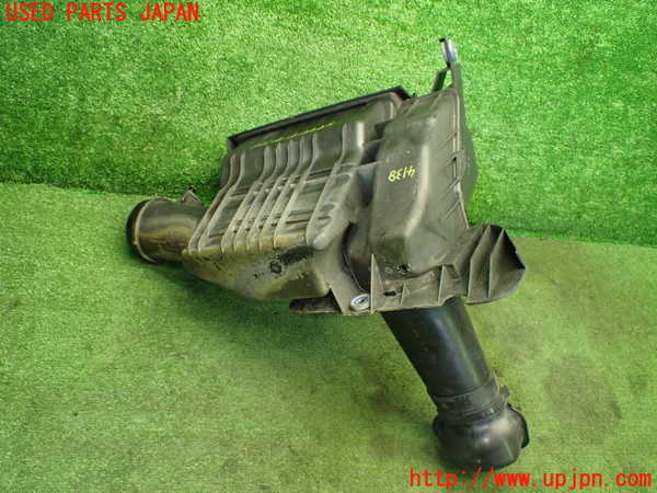 1UPJ-41382560]ポルシェ・ボクスター(986K)エアクリーナーボックス 中古_m0002.jpg
