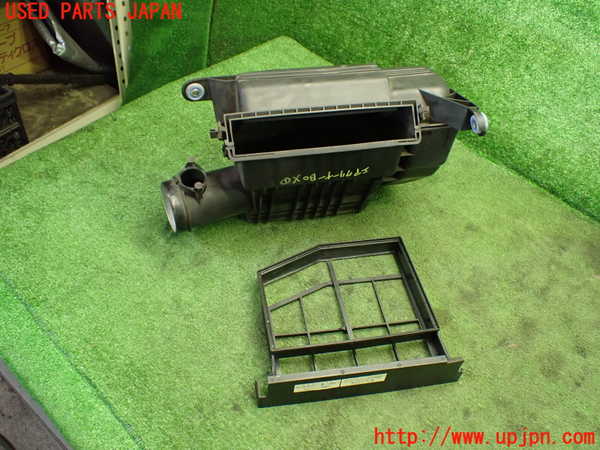1UPJ-41382560]ポルシェ・ボクスター(986K)エアクリーナーボックス 中古_m0004.jpg