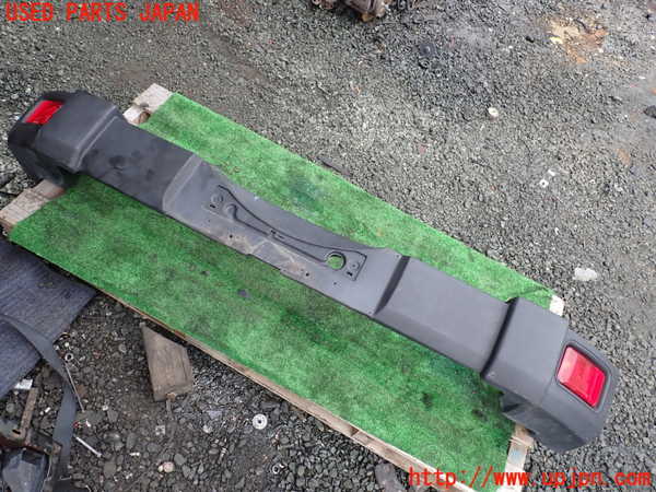 1UPJ-41401610]ジープ・ラングラー アンリミテッド(JK36LR)リアバンパー 中古_m0001.jpg