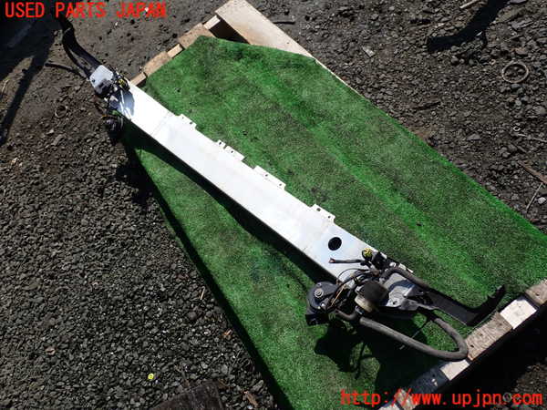 1UPJ-41421014]ベンツ S ハイブリッド ロング(221195)(W221系)フロントバンパーホースメント 【左ハンドル】 中古_m0002.jpg