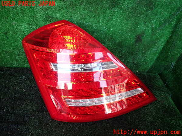 1UPJ-41421536]ベンツ S ハイブリッド ロング(221195)(W221系)左テールランプ 【左ハンドル】 中古_m0001.jpg
