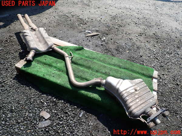 1UPJ-41422671]ベンツ S ハイブリッド ロング(221195)(W221系)リアマフラー1 【左ハンドル】 中古_m0001.jpg