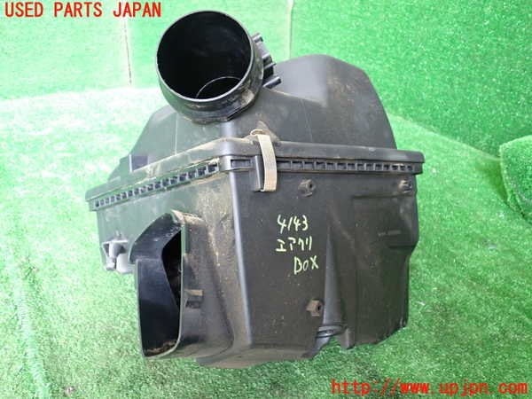 1UPJ-41432560]BMW 330e(8E20 F30)エアクリーナーボックス 中古_m0002.jpg