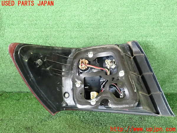 2UPJ-41441530]インプレッサ WRX-STi C型(GVF)右テールランプ 中古_m0002.jpg
